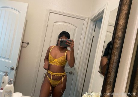 nutfornikita erotic actress archive