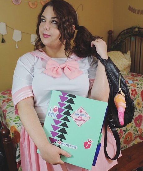 honeybuntv sexy star photos