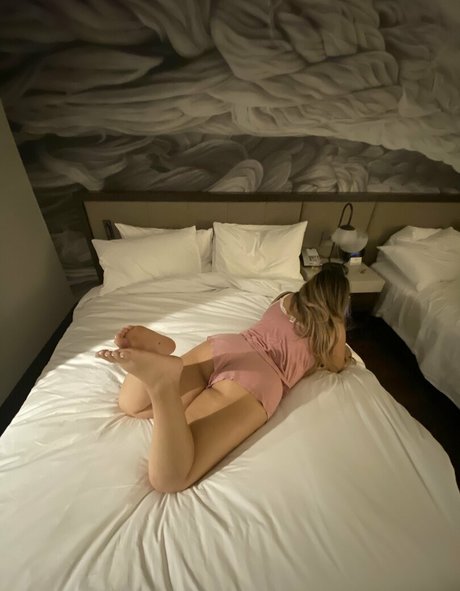 whatsheronlyfans pornstar beautiful pictures