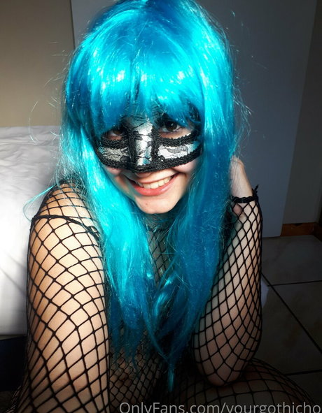 yourgothicho model nice pics