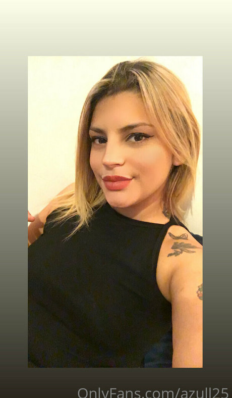 hotblonde24 nice actress galleries