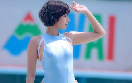 Fujii Mary model sexy photo