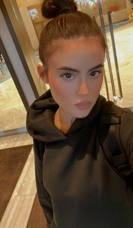 Kiiara pornstar nude pic