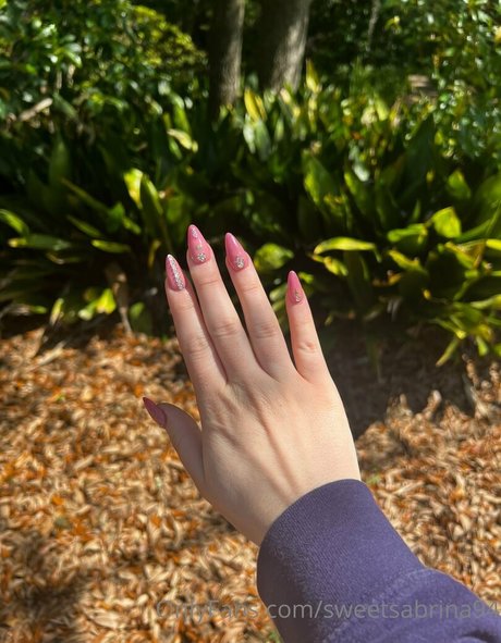 sweetsabrina94 pornstar nude photos