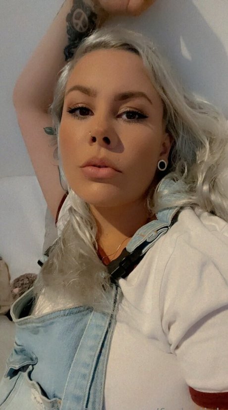 furbylish model nude galleries