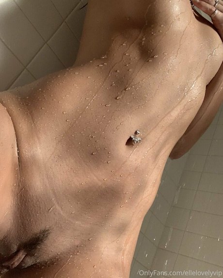 ellelovelyvip model free image