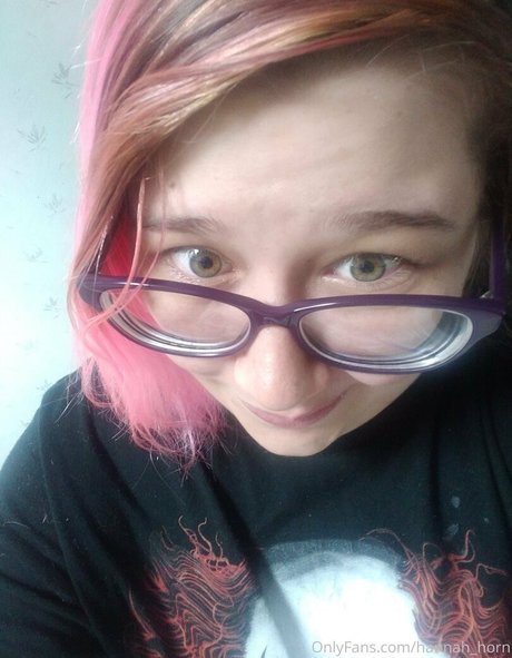 hannah horn naked model pic