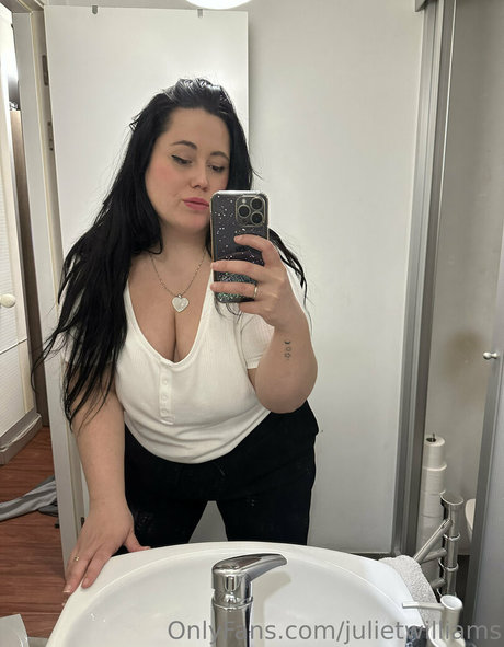 julietwilliams model art pics