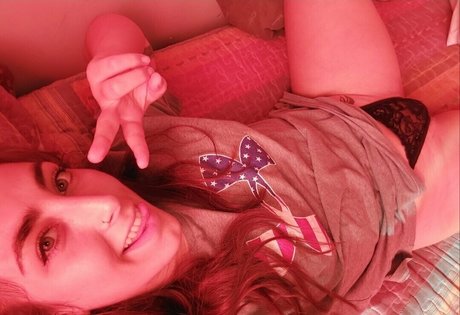 softhney model nude galleries