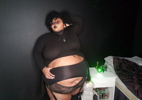 lilmsfluffy nude star gallery