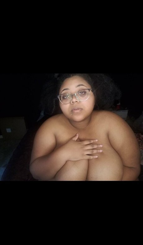 lilmsfluffy pretty pornstar photo