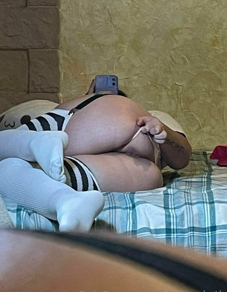 thighsockstk pretty pornstar pictures