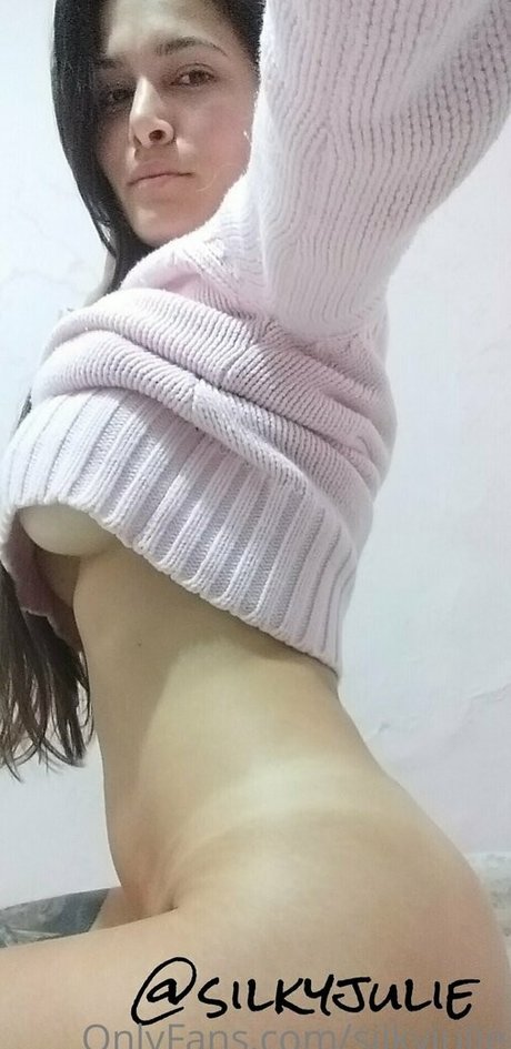 silkyjulie model best picture