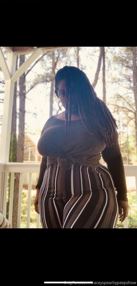 thefamouspeachesandcream hot actress archive