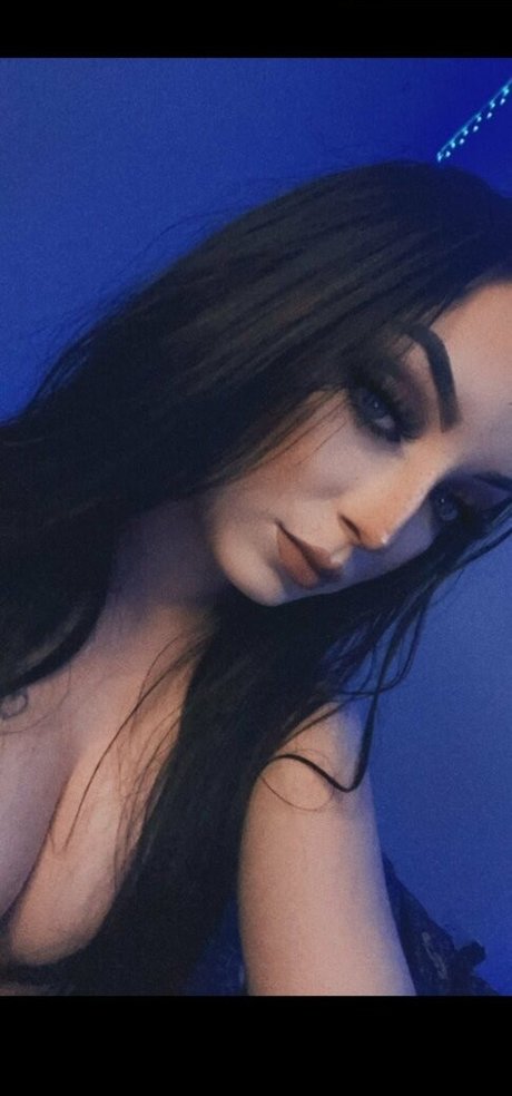 Katie Blair pornstar pretty galleries