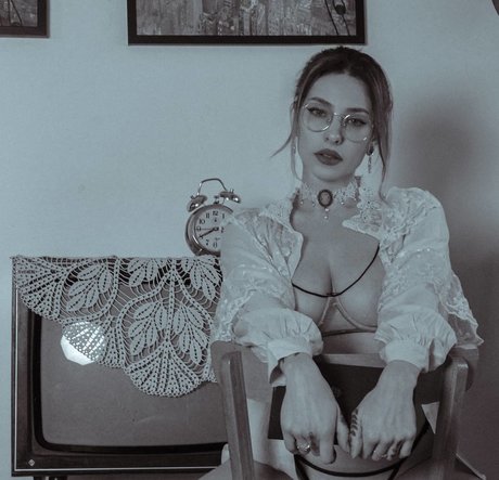 Kit Lilith beautiful pornstar galleries