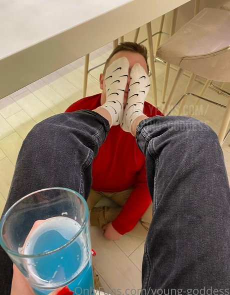 YoungGoddess star top images