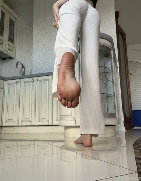 YoungGoddess free pornstar img