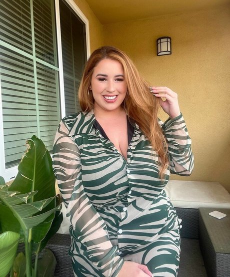 Lo Sangstaaa xxx model photos