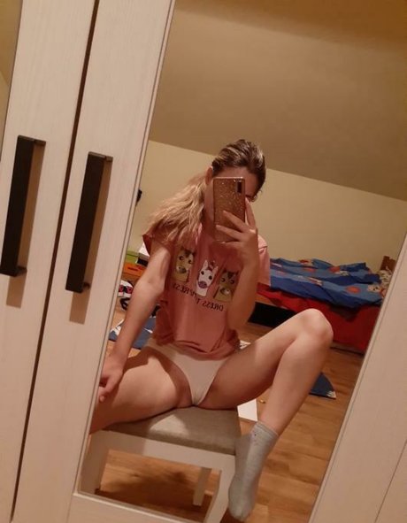 gabicaa star adult image