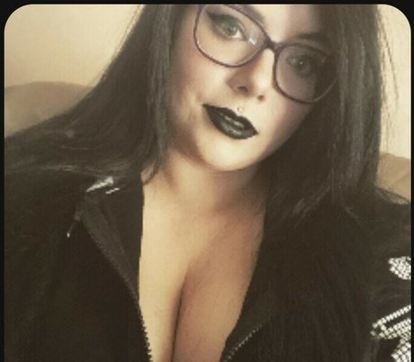 Deriidemon adult model pictures