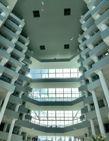 loandthecosmos2 naked model picture