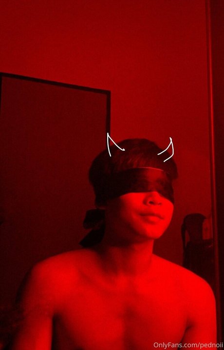 pednoii naked star galleries