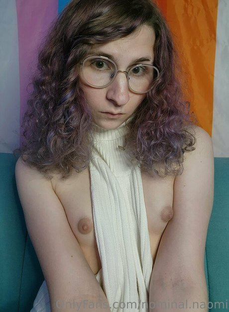 nominal naomi perfect model gallery