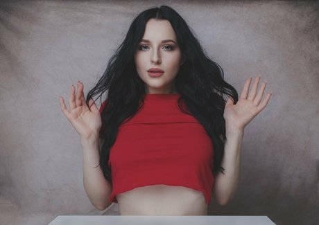 heyitsquinn nude star pics