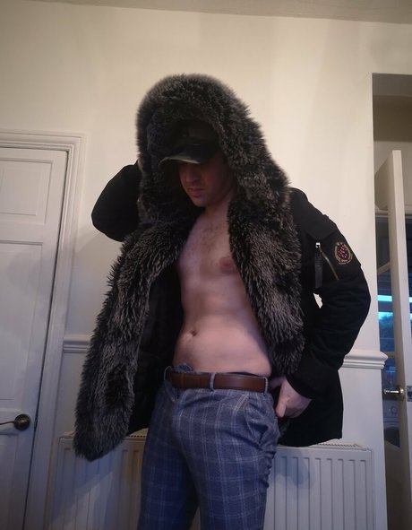 wolfuncensored hot star photo