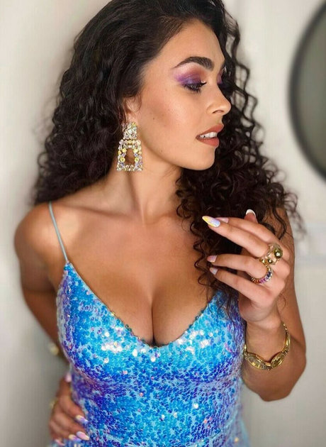 Natacha Karam star art pic