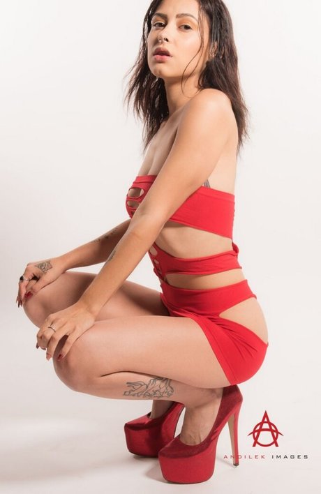 Peyton Rhodes model pretty photo