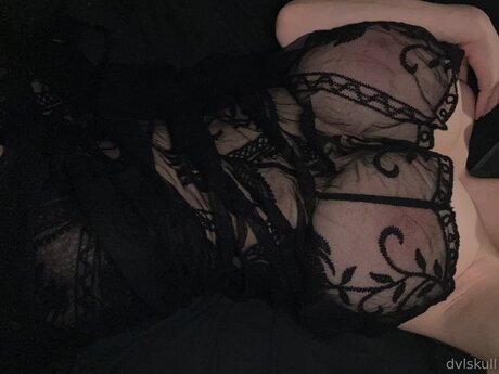 dvlskull hd actress picture