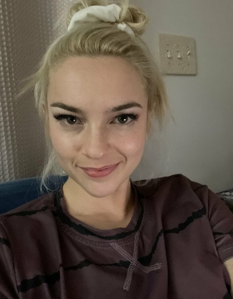 Mandy Marx art pornstar images