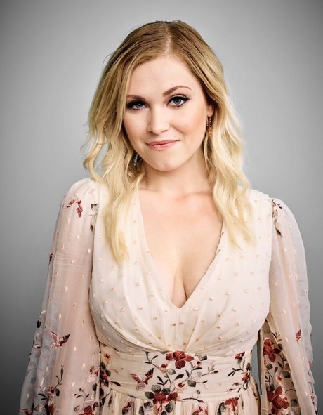 Eliza Taylor free star img