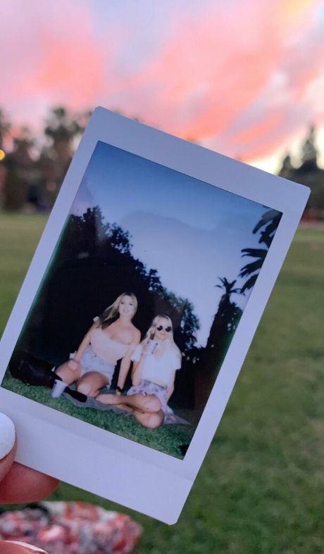 blonde young onlyfans beautiful pics