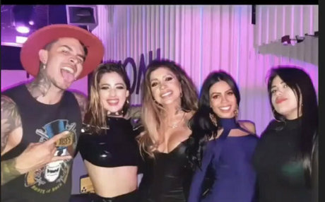 blairexplicit sexy model photo