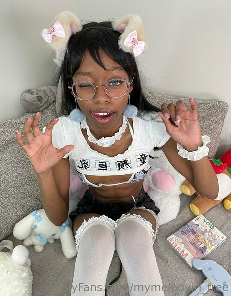 mymelodyirl free star nudes archive