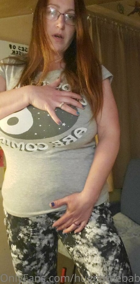 hugetittiebabexxxfree nude pornstar pic