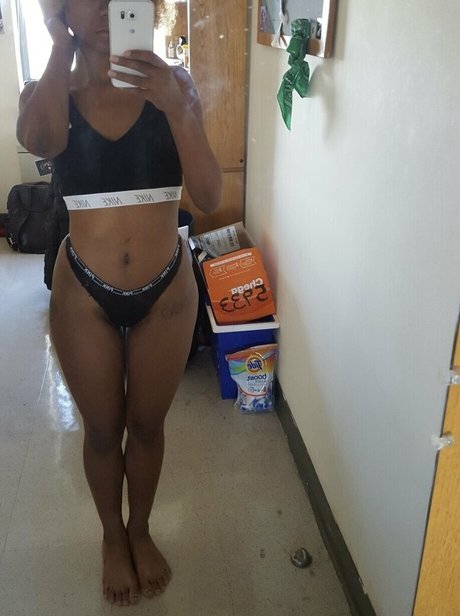 broskithebull erotic actress photo