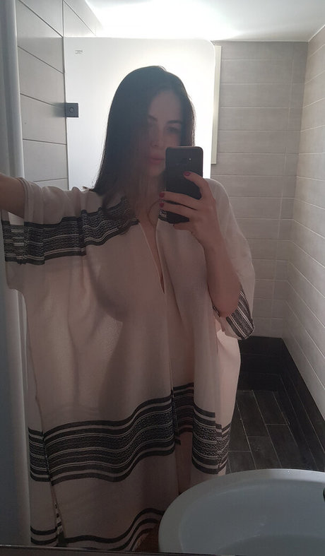 cabiriaxxx pretty actress pics