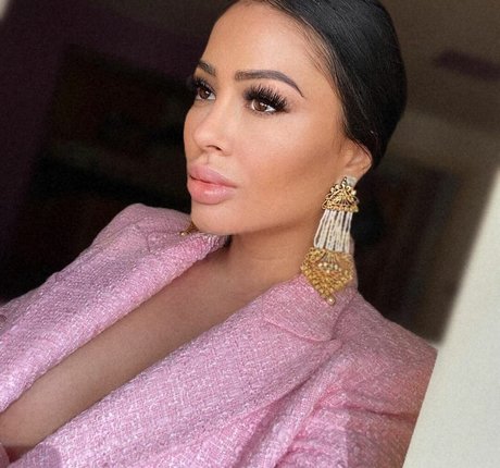 monicasuarez xxx model pictures