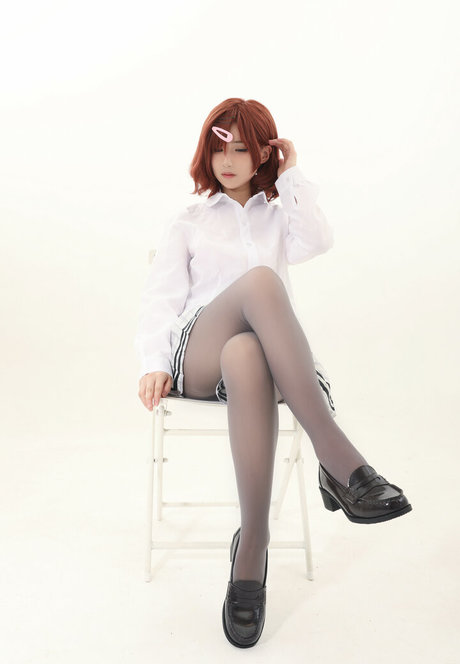 Youmeko naked model pictures