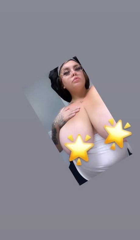 Rickiilovve Juicy model exclusive images