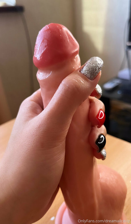 dreamalicevip high quality model image