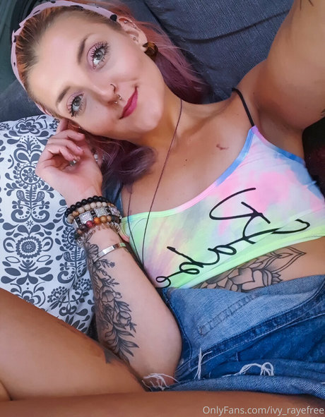 ivy rayefree high quality model photo