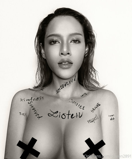 queen2891 nudes star gallery