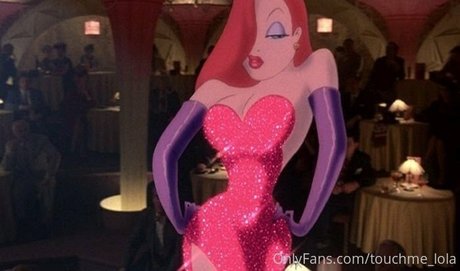 touchme lola sexy actress pic