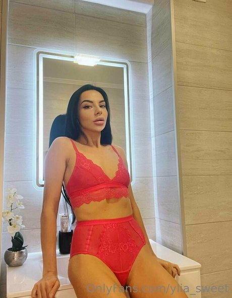 ylia sweet hd model picture