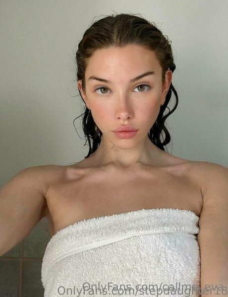 callme eva star top img